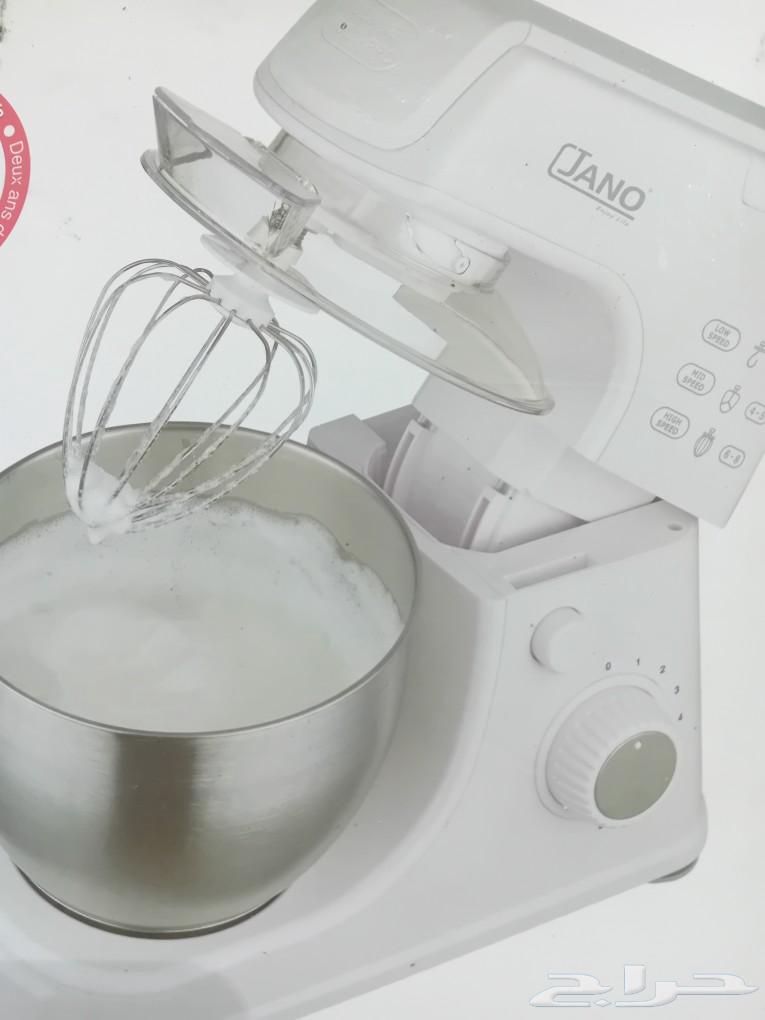 A mixer for sale, clean, used only once, and I want a bigger one.63146959990658111