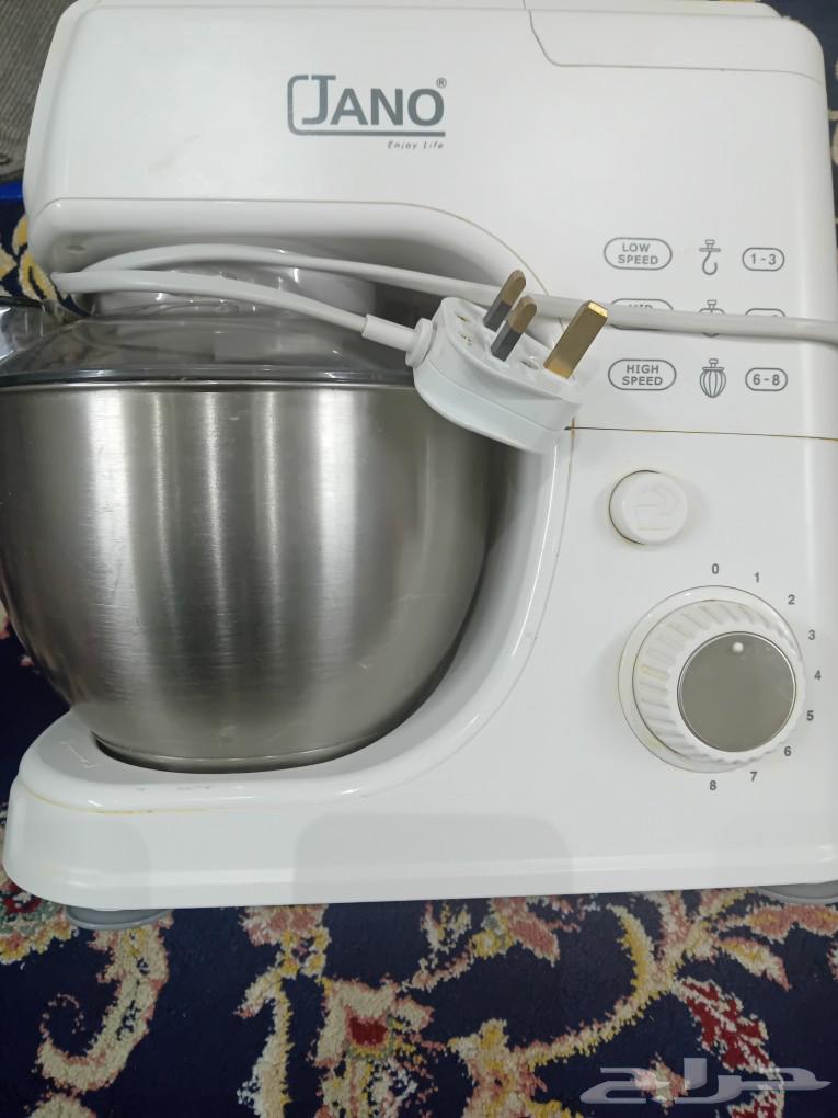 A mixer for sale, clean, used only once, and I want a bigger one.63146959990658113