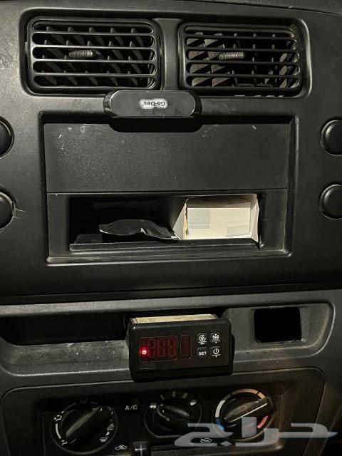 Suzuki van, 2016 model, 150,000 km, slightly used and clean63213961355265112