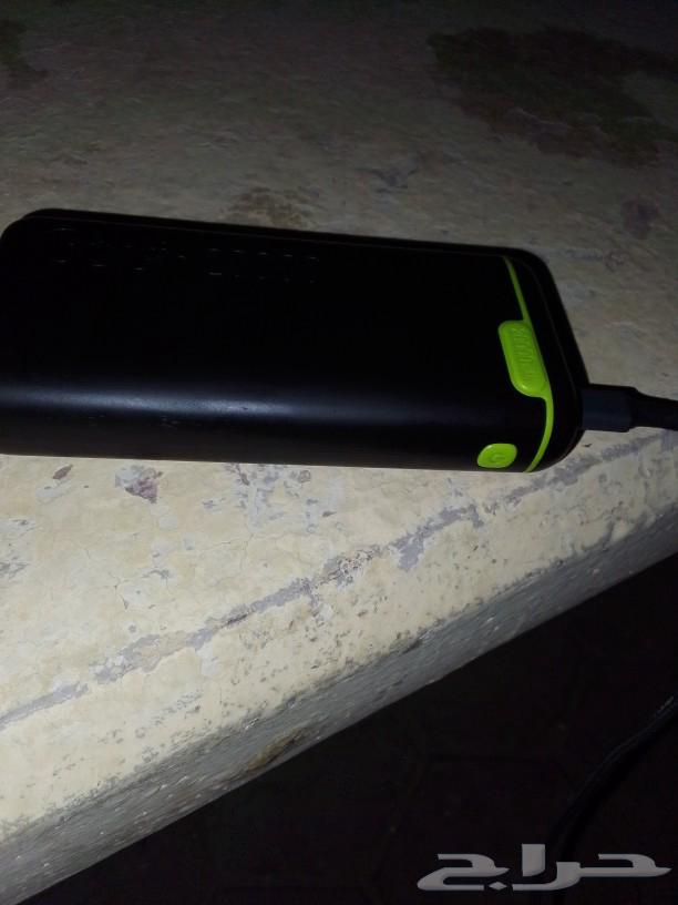 A clean portable charger used for only two weeks63145113048449112