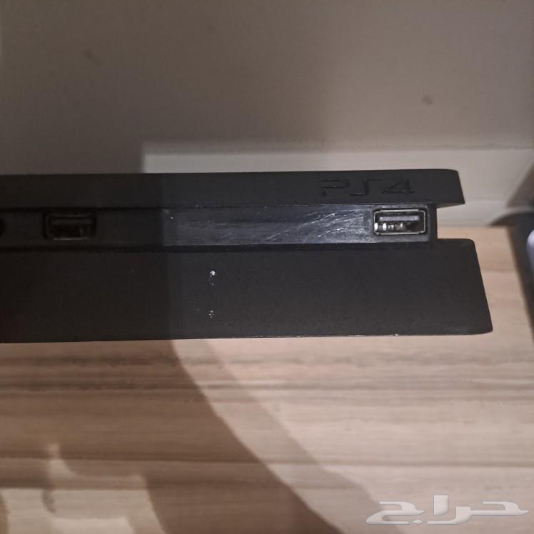 Sony 4 for sale in Abha with controller. Reason for selling: I'm slightly short on money and I want to buy a PC.63142797191170111