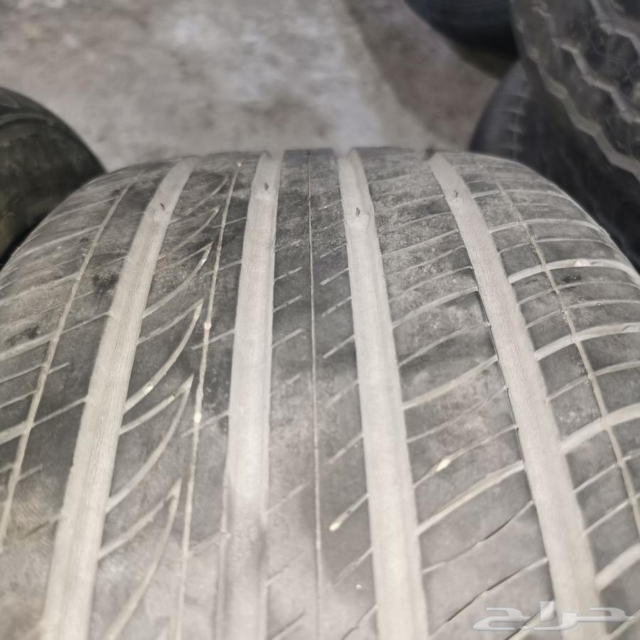 Kumho tires 245 45 1763209367930626112