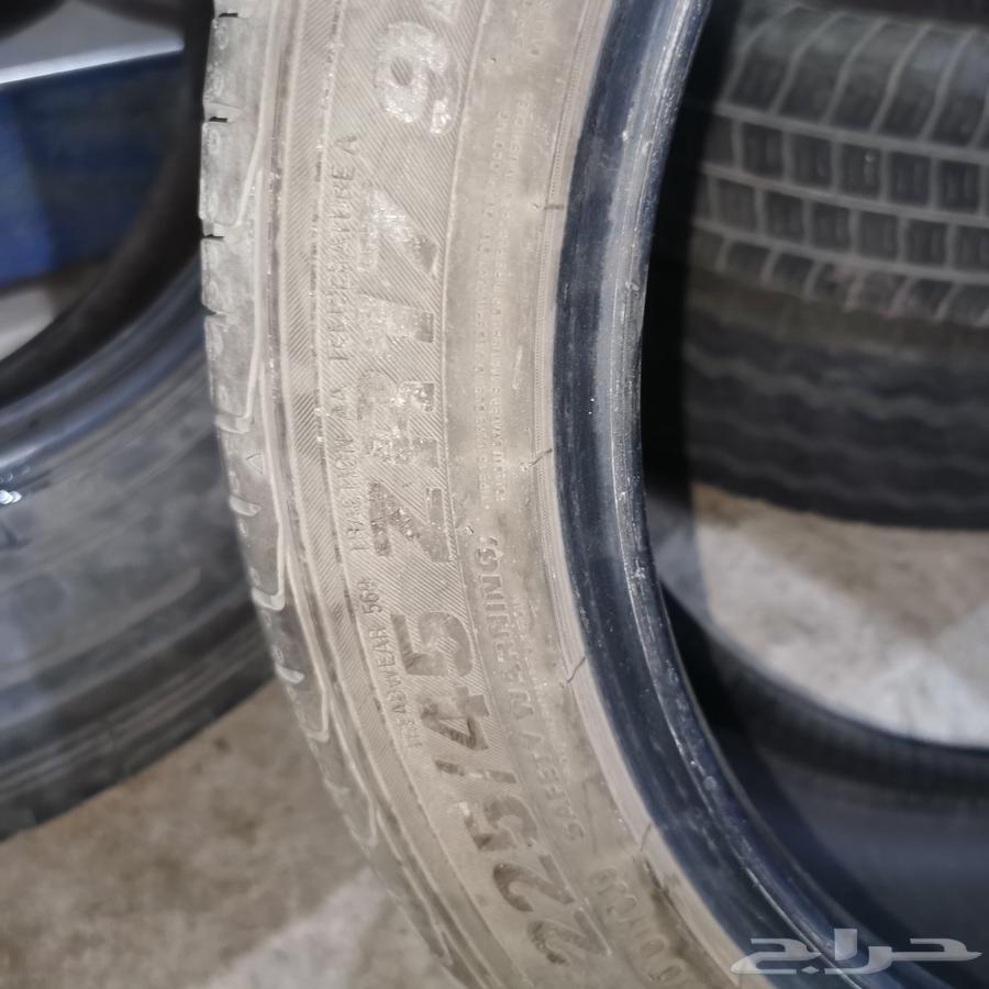 Kumho tires 245 45 1763209367930626111
