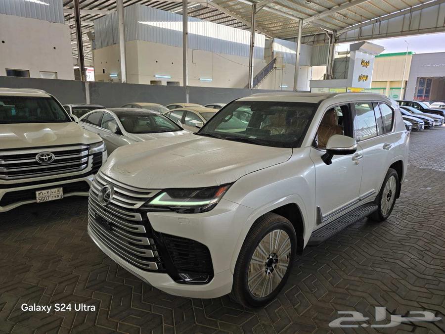 Lexus LX 600 BB Premium 2025 model at the lowest price63206908130945113