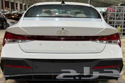 Hyundai Elantra 202563205914893571114