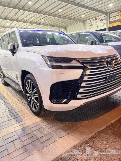 Lexus LX600. BB. 2024. Cash and installment available63209391862145112