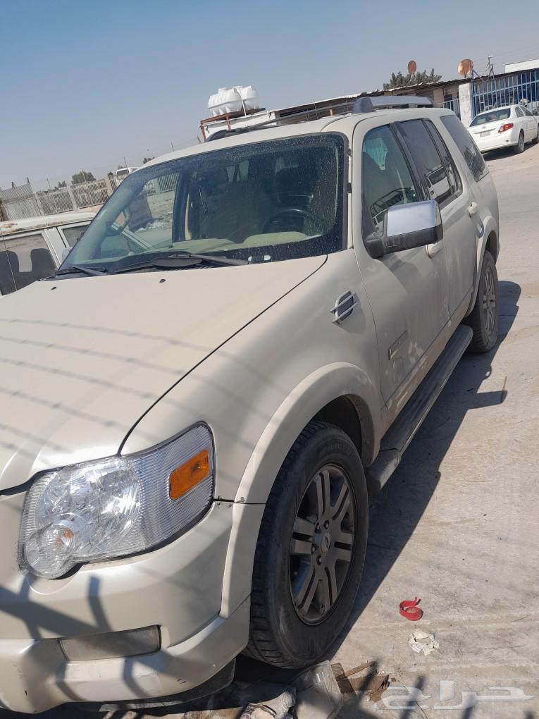 Ford Explorer 200863208418063618112