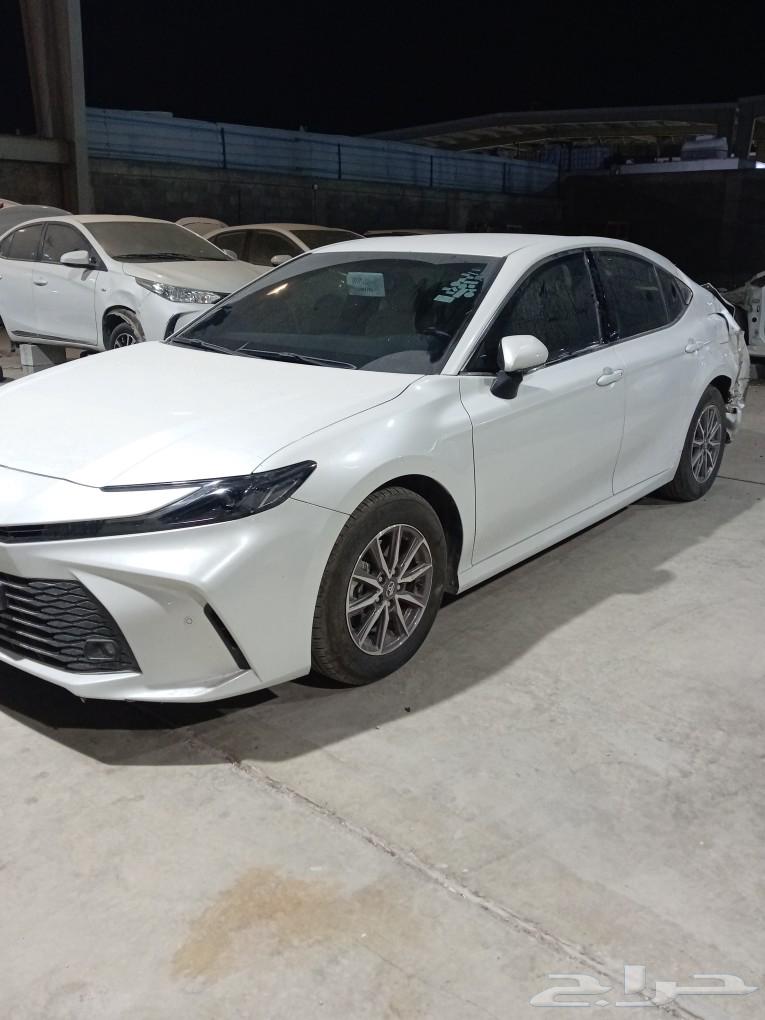 Disassembling a 2025 Camry standard63209367780609111
