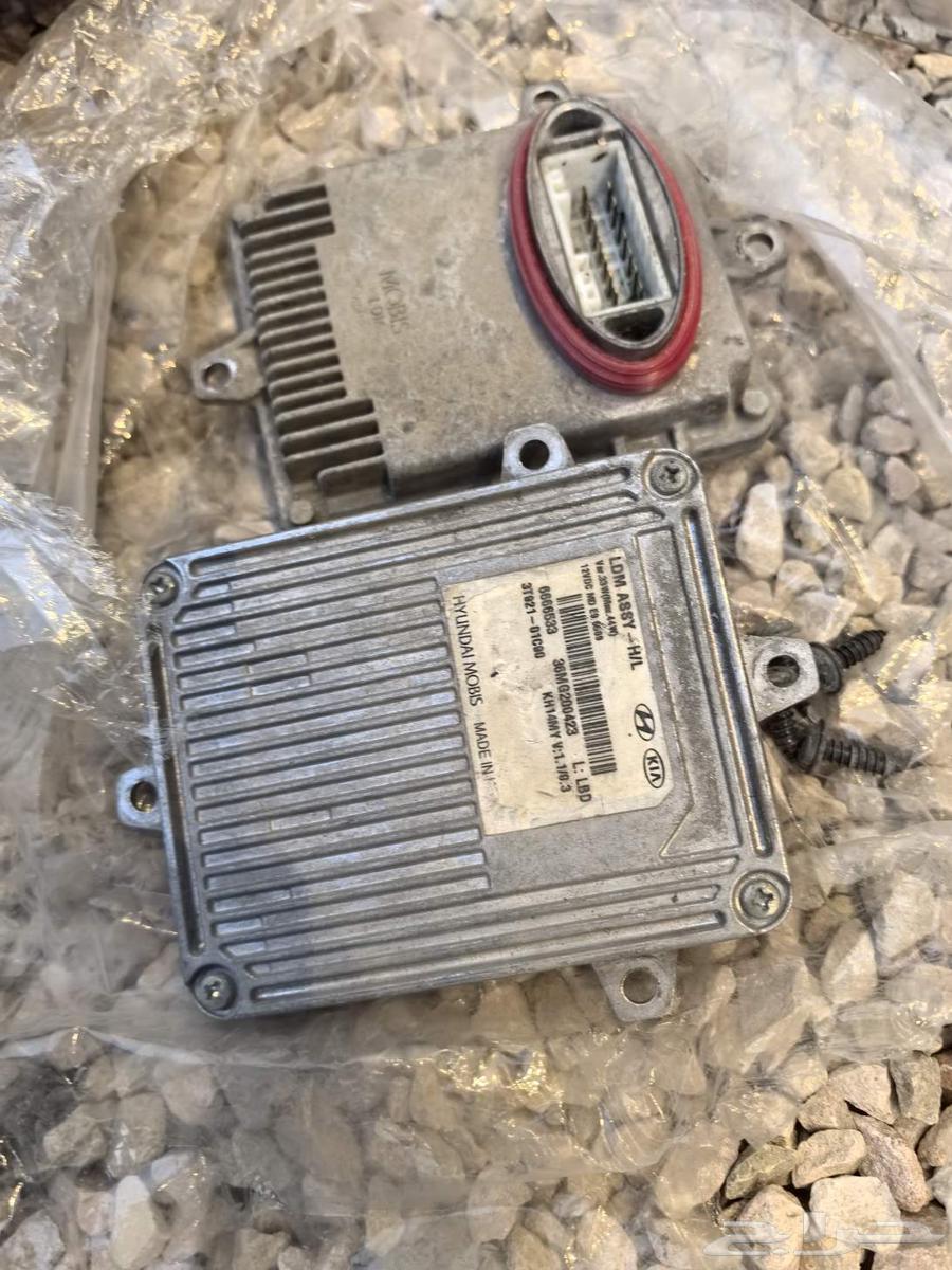 Candle and Kia Kores 2016 converters63205932139778112