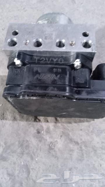 Dismantling genuine Honda Accord spare parts from Al-Bilad Honda scrap yard63204346505090113