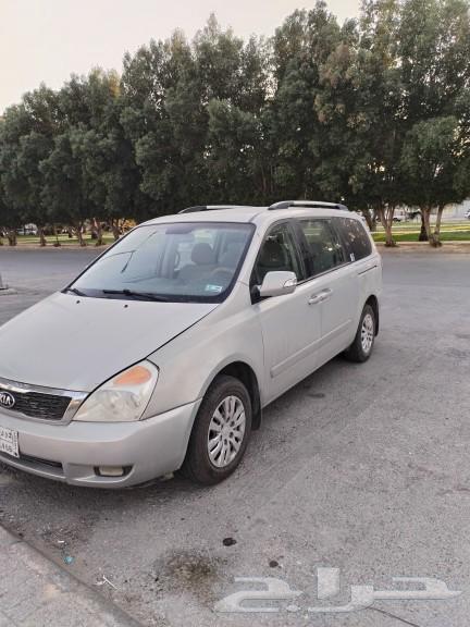 Kia Carnival 2013 model, inspection and new registration form63204883645827112
