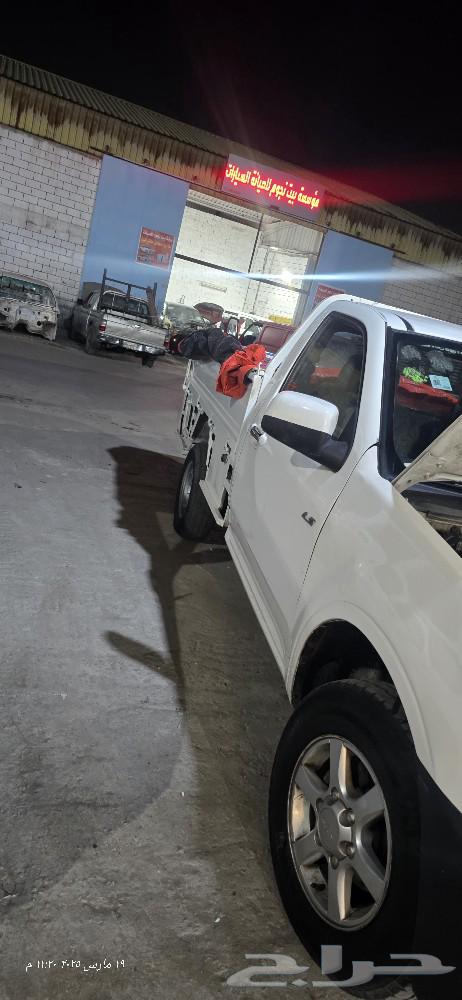 Isuzu 2011 model pickup truck, clean, for sale63201194994177111