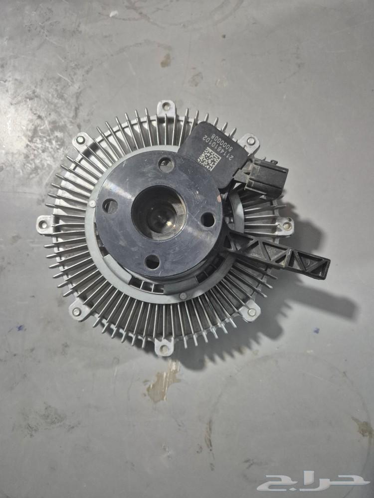 Original text appears to be in Arabic with spelling and grammatical errors. Corrected Arabic: تماطيق مروحة لاندكروزر جيب 23، وكالة أصلي نظيف.  
Translation into English (en):

Land Cruiser Jeep 23 fan pulley, original agency, clean.63205925302659111