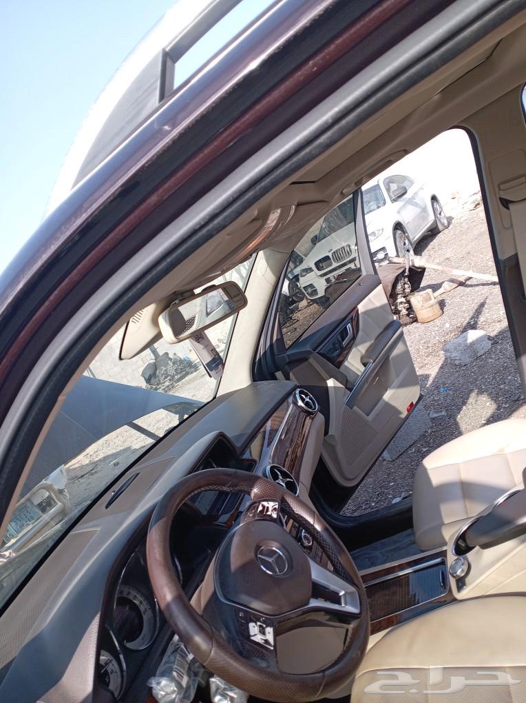 We have spare parts for Mercedes GLK350 available.63203213436291113