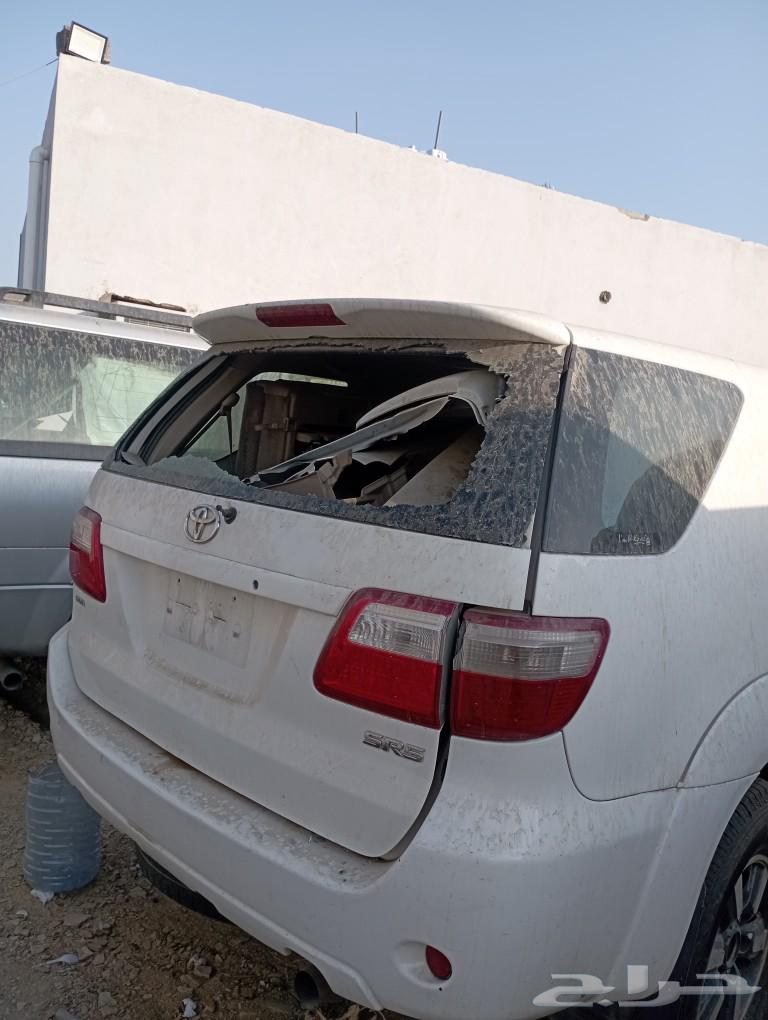 Dismantling a 2012 Fortuner in Maheel, Asir63204925606785112