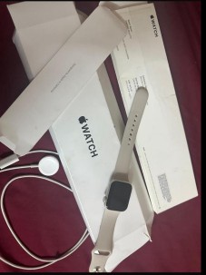For sale: a new iPad, a new Apple watch, and a new bicycle63180063683201111