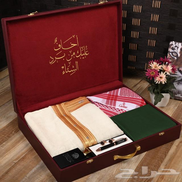 عرض الشيوخ بكس رجالي ملكي مكون من   مشلح حساوي صن63179111638146113