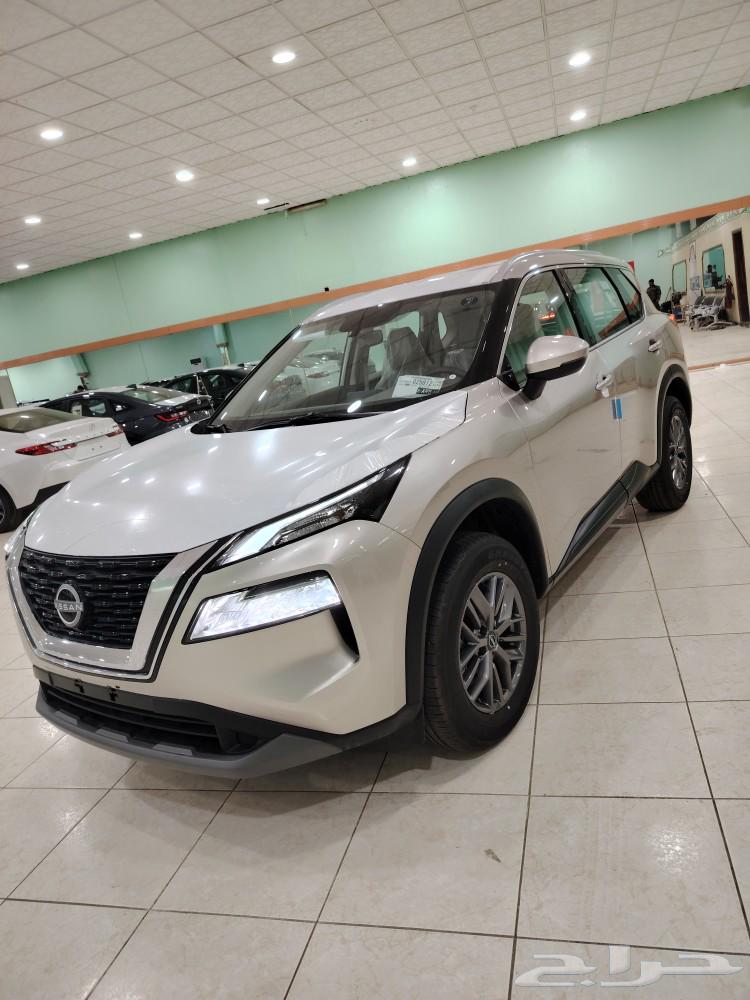 Nissan Extreel Standard Double Gasoline 7 Seats 202563273347585795111