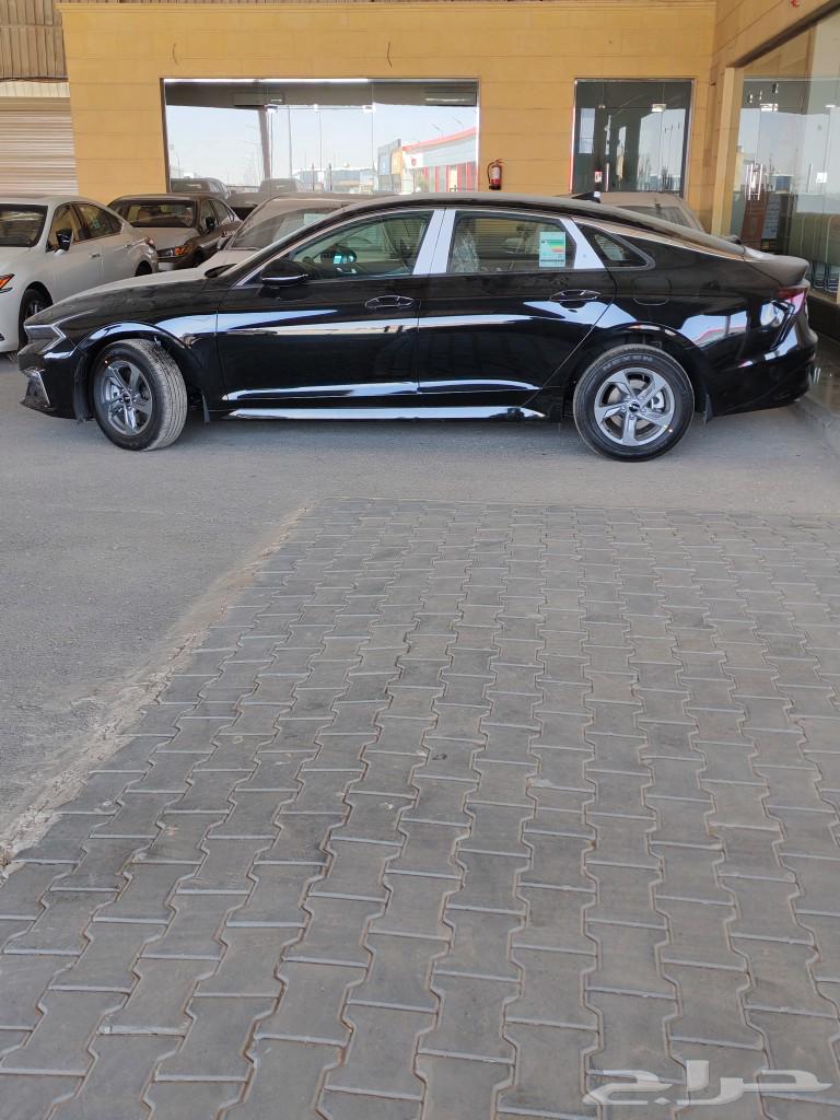 Kia K5 2.5 engine, Gulf fingerprint, 2025 model available at Al-Hassan63273705523075111