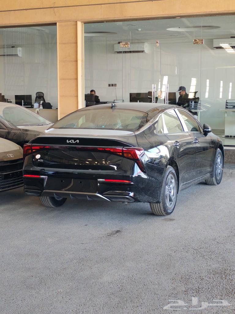 Kia K5 2.5 engine, Gulf fingerprint, 2025 model available at Al-Hassan63273705523075113