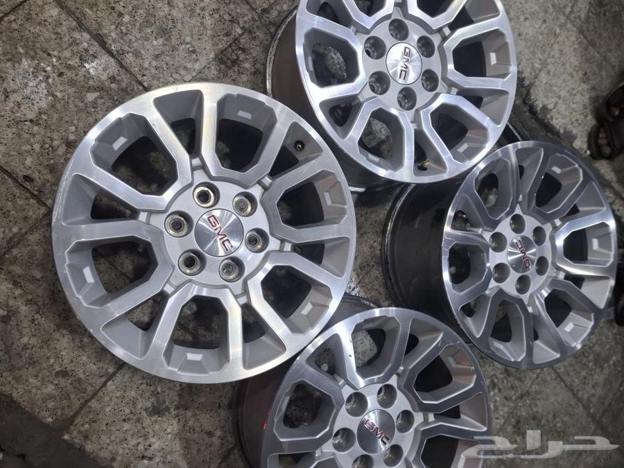 Jaguar rims are available63201195598209111