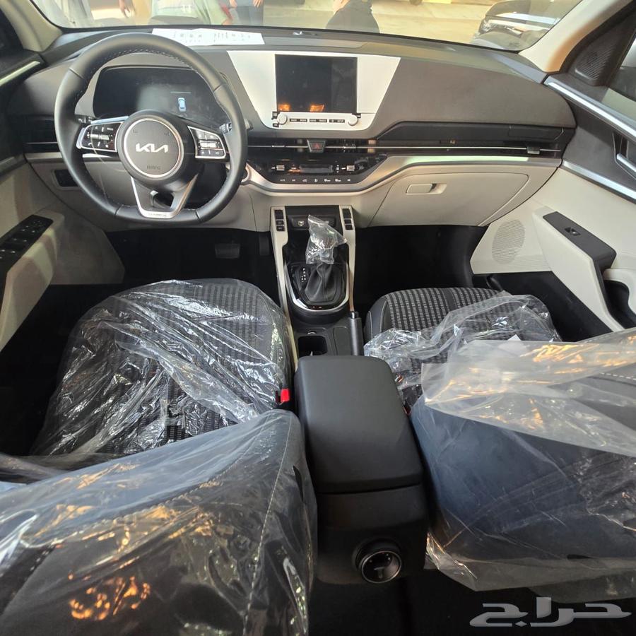 Kia Carens half year 2025 price 79900 with free thermal insulation63198157823234112