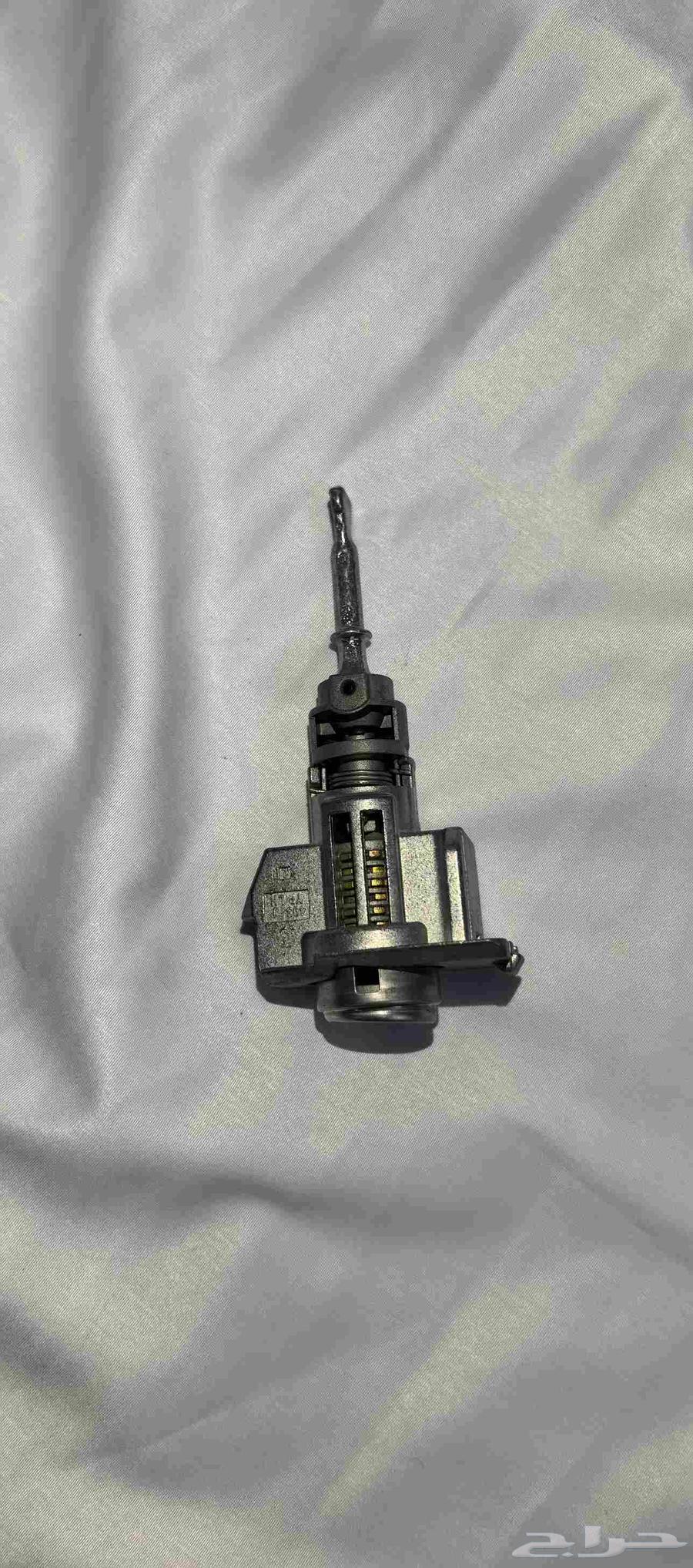 Kia remote key with two new keys63201206183170112