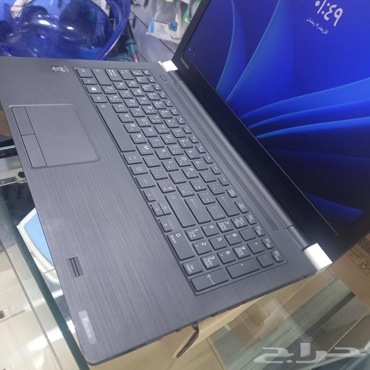 Toshiba laptop i7 256 SSD 8GB 15.663494667480962111