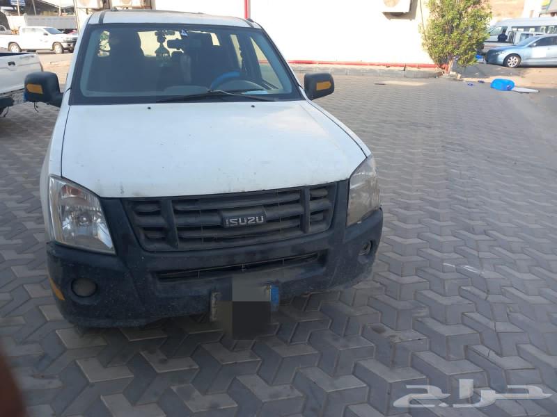Nissan Isuzu for sale, clean, model 2007, price negotiable, ready for transfer63197166342402113