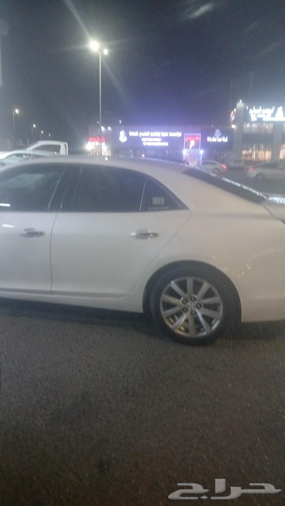 Car for sale, 2013 Malibu, clean, with conditions, engine and motors.63196690498946111