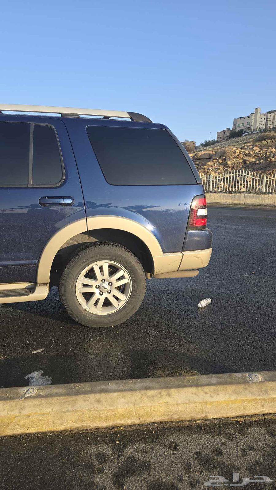 Ford Explorer 200663010015441921113