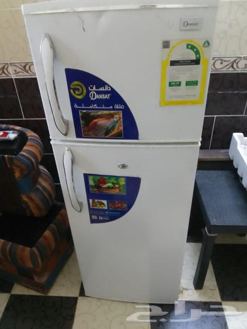 Clean Dansas refrigerator for serious buyer only, contact me on WhatsApp631332689875231124