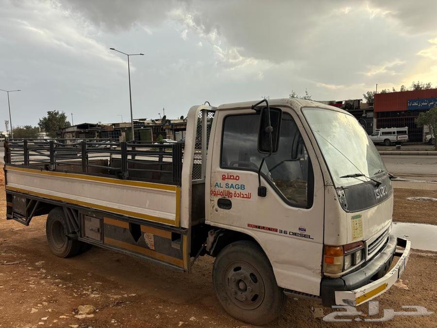 Dina Isuzu model 200263191163227650112