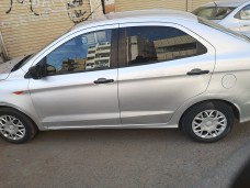 فورد فيجو 20016 محتاجه دعسه وقود وصدام خلفي وقابل للصيانه63191149896449111