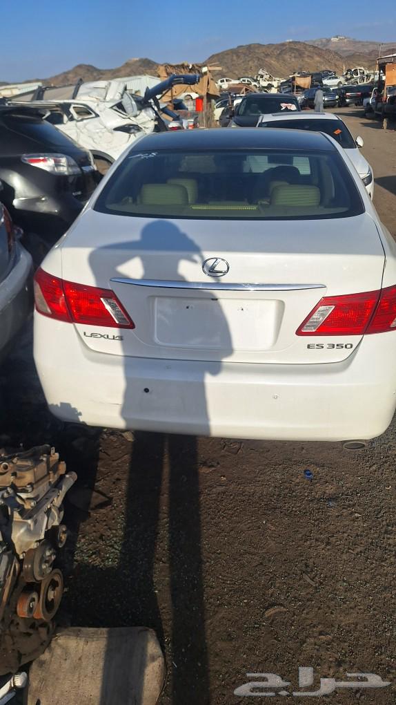 لكزس 350 ES موديل 2008 حاله السياره  تشليح قطع غيار فقط63190151764737113