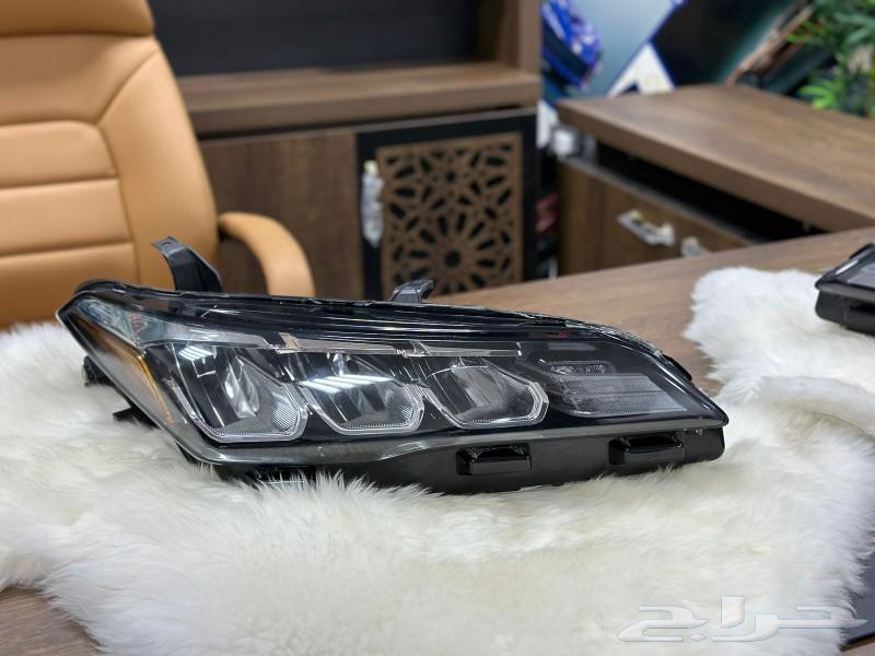 Used 2022 Toyota Avalon Turnk candles63190148092929112