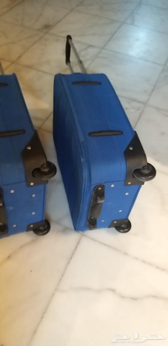 two travel bags63124838198659111