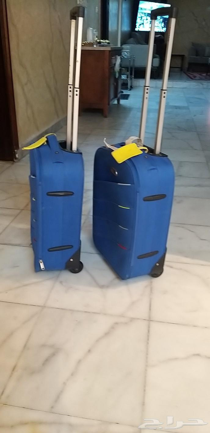 two travel bags63124838198659113