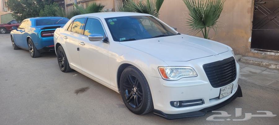 Chrysler 300C 2013 with 160,000 km63180887868291113