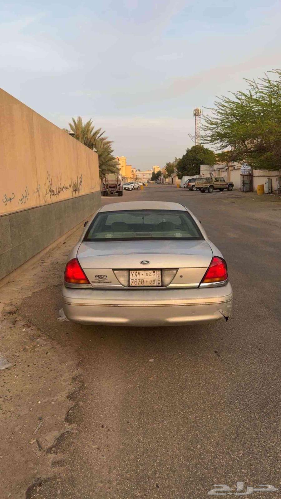فورد فكتوريا200163179415027074110