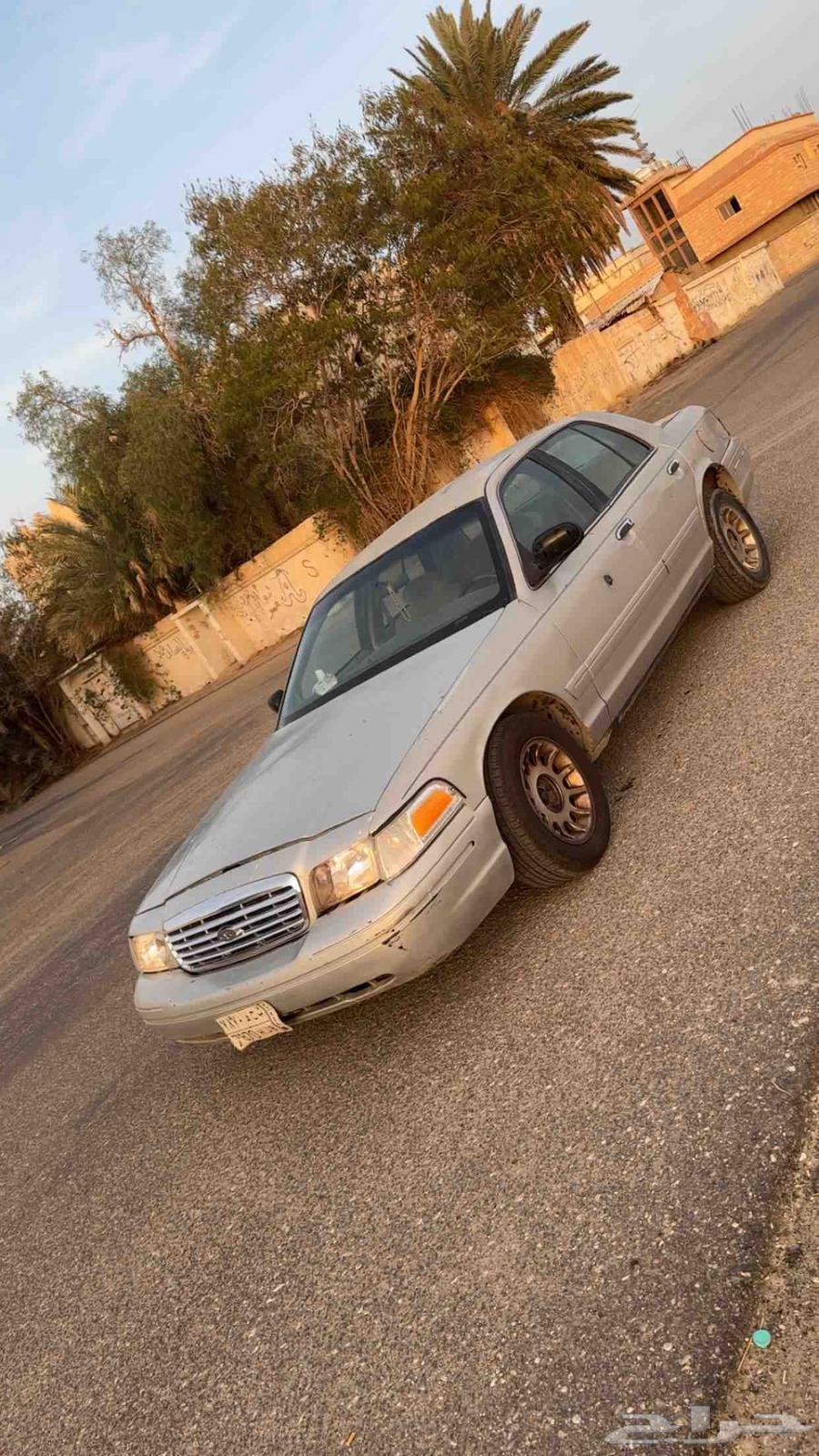 فورد فكتوريا200163179415027074112