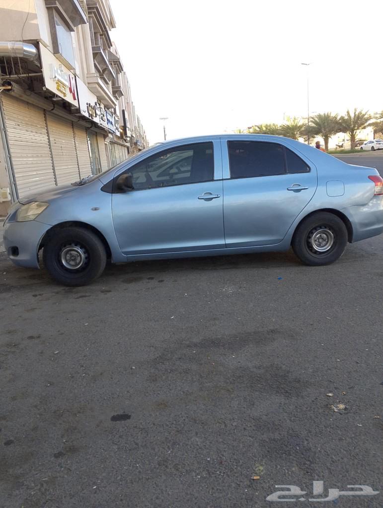 For sale: 2011 Toyota Yaris, manual transmission, air conditioning works perfectly with excellent cooling.63176664725249112