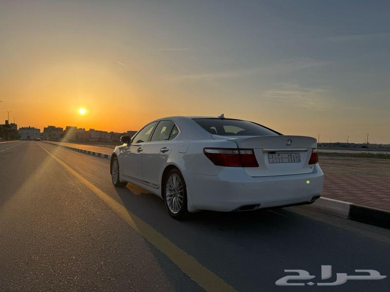 Lexus LS 2009 model, four-wheel drive63175753801859114