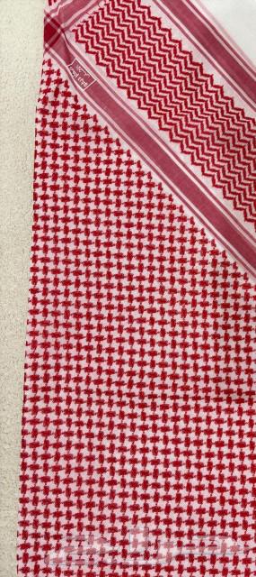 4 Shemaghs for only 115 riyals. Ramadan offer63174542856963112