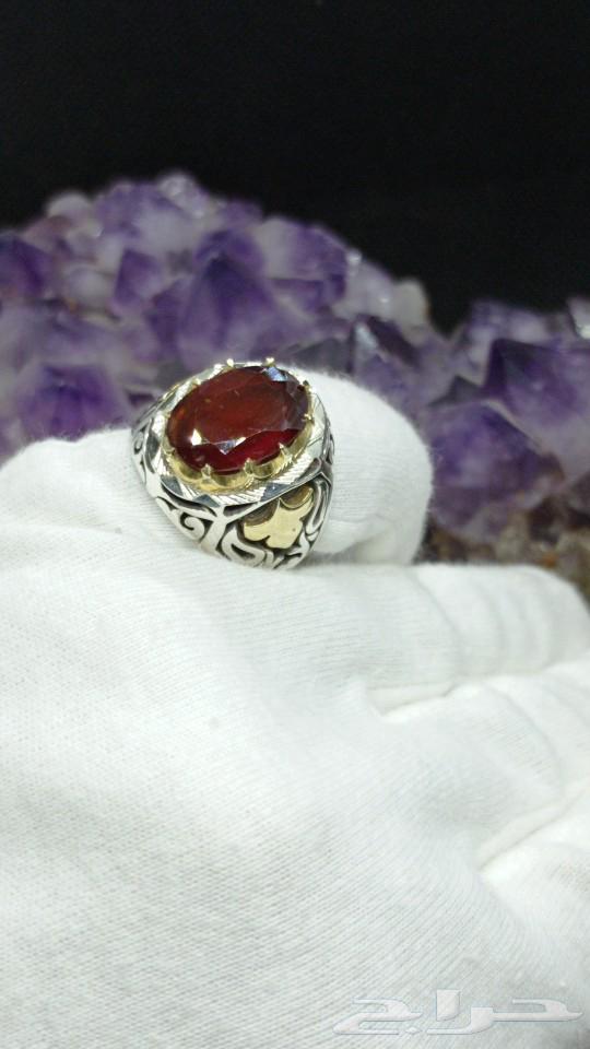A royal-style garnet stone ring63213110717313113