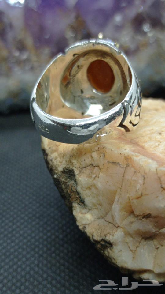A royal-style garnet stone ring63213110717313112