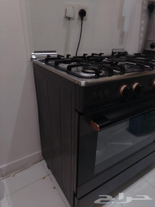 فرن شبه جديد استعمال خفيف 150063175491452674114