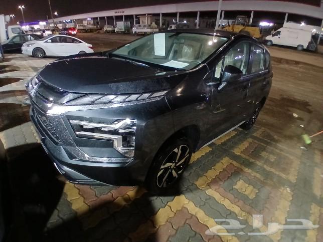 Mitsubishi Xpander 2024, color gray63257656212609111