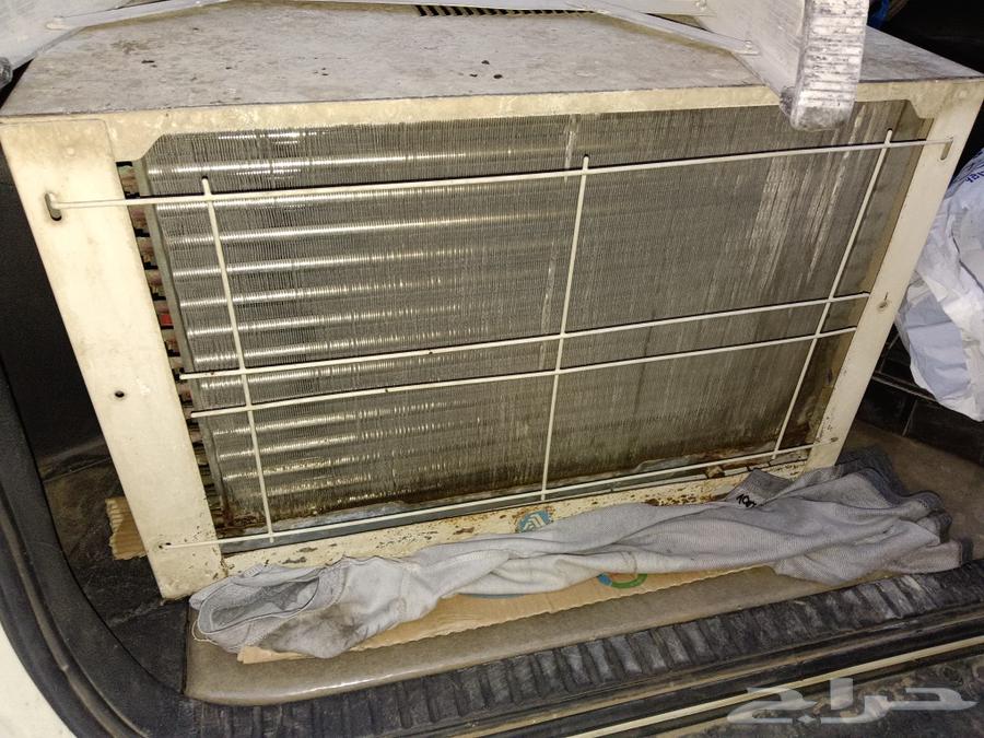 Clean, working air conditioner for sale. Reason for selling: leaving the room, traveling.63169210625154111