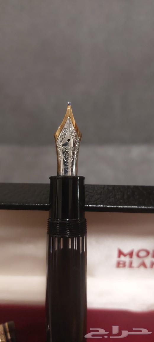Luxury Montblanc pen, vintage model63169675665666113